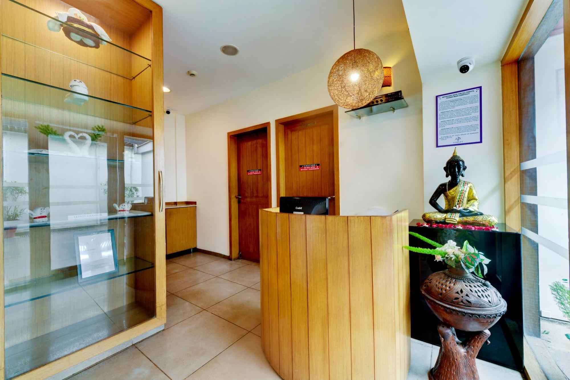 The Fern Residency Rajkot Hotell Exteriör bild