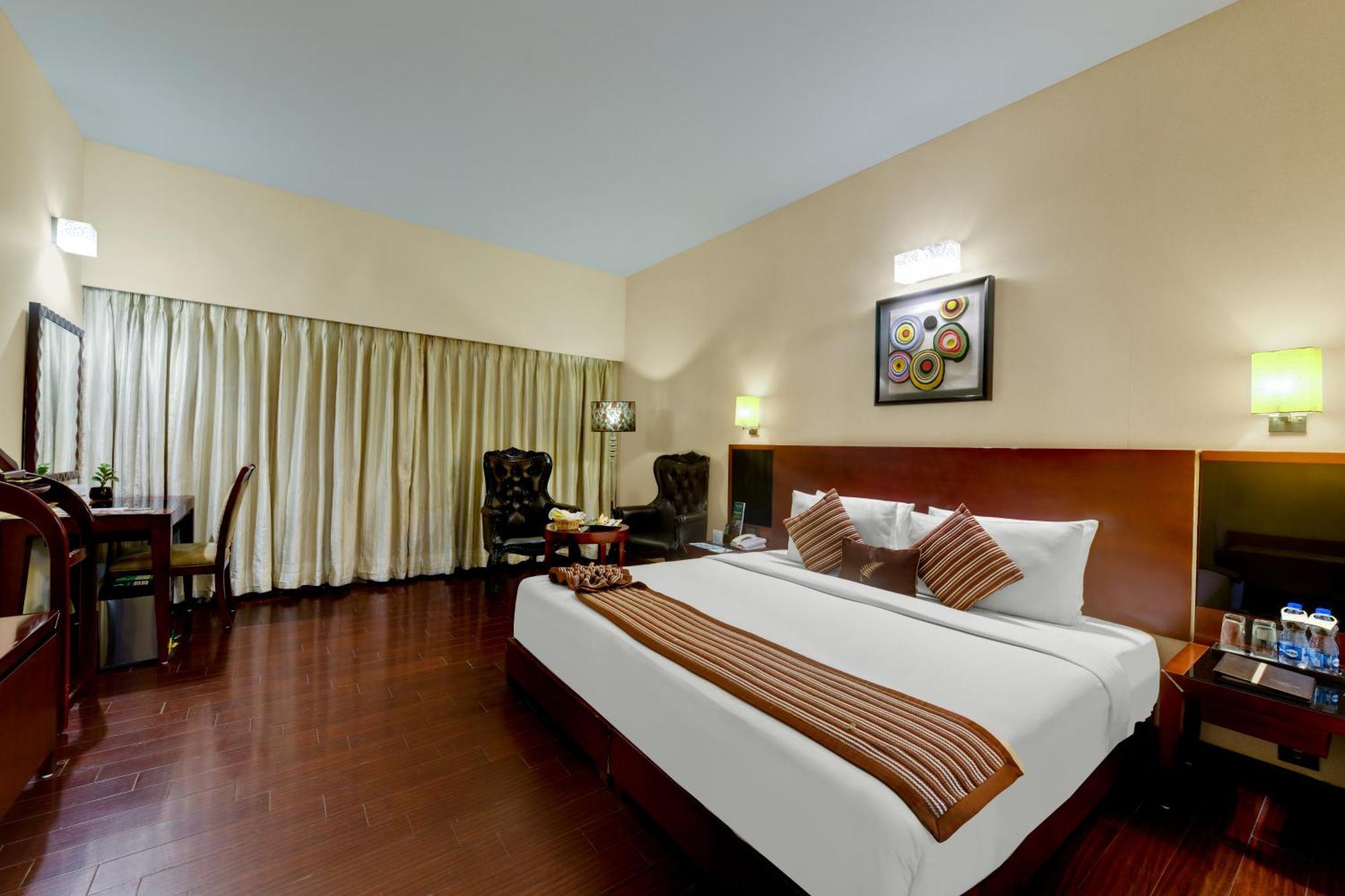 The Fern Residency Rajkot Hotell Exteriör bild
